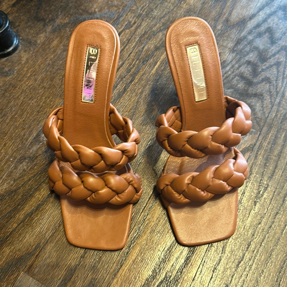 Billini Shelby heels tan